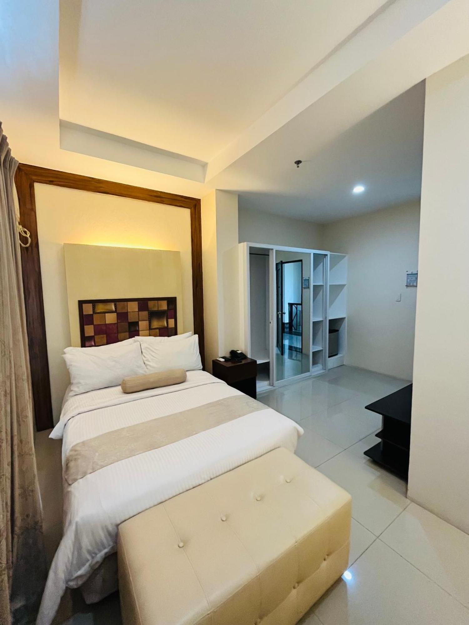 Sierra Hotel Dumaguete City Exterior foto